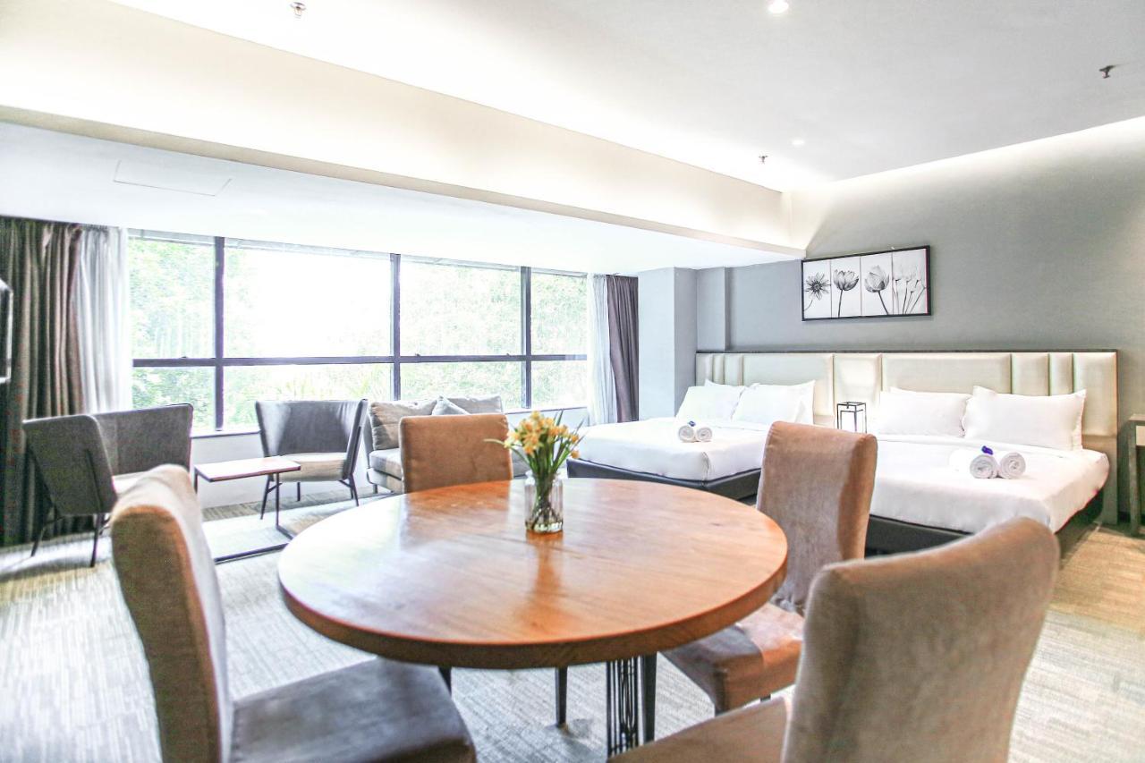 Fives Hotel Dnp Johor Bahru Kültér fotó