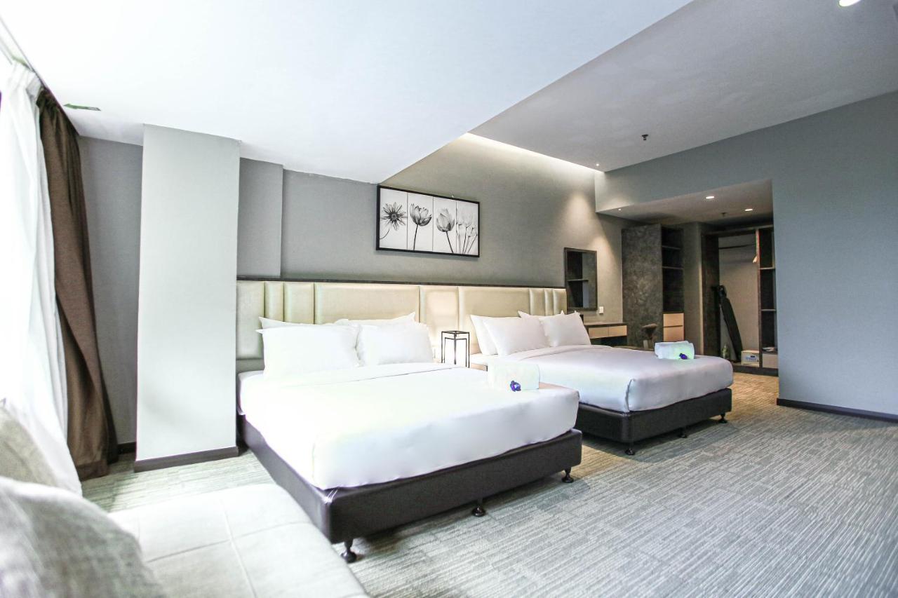 Fives Hotel Dnp Johor Bahru Kültér fotó