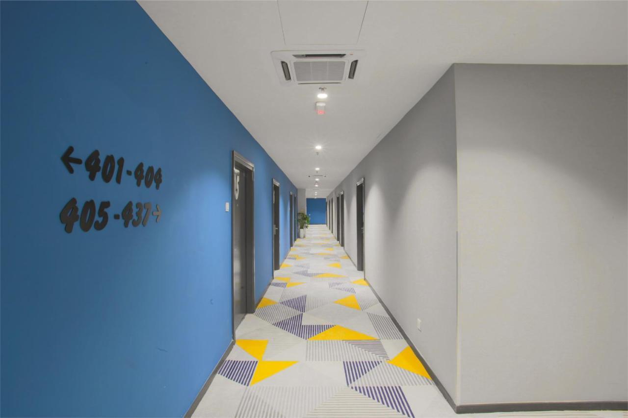 Fives Hotel Dnp Johor Bahru Kültér fotó